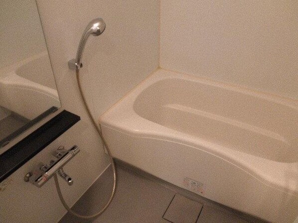 カスタリア三宿の物件内観写真